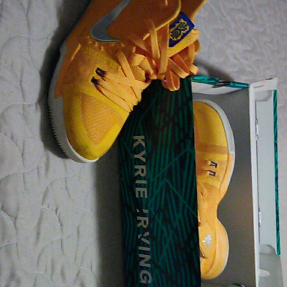 Shoes Kyrie irving